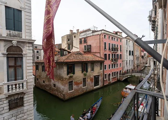 Casa Pisani Canal Venise
